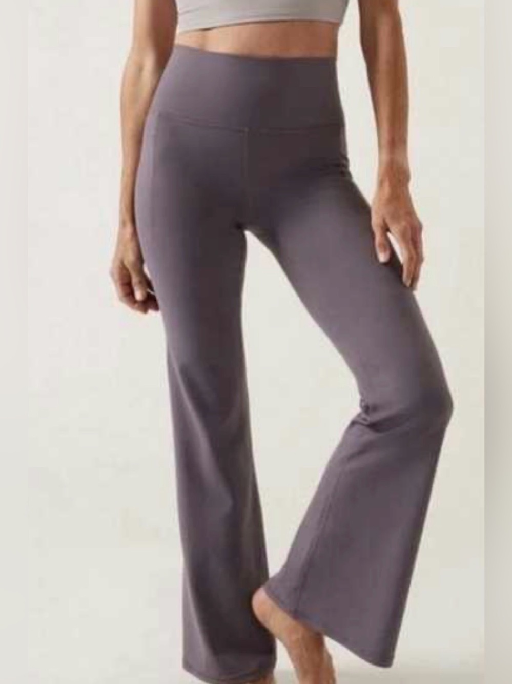 Athleta Salutation Stash Flare Pant dusty purple size XS